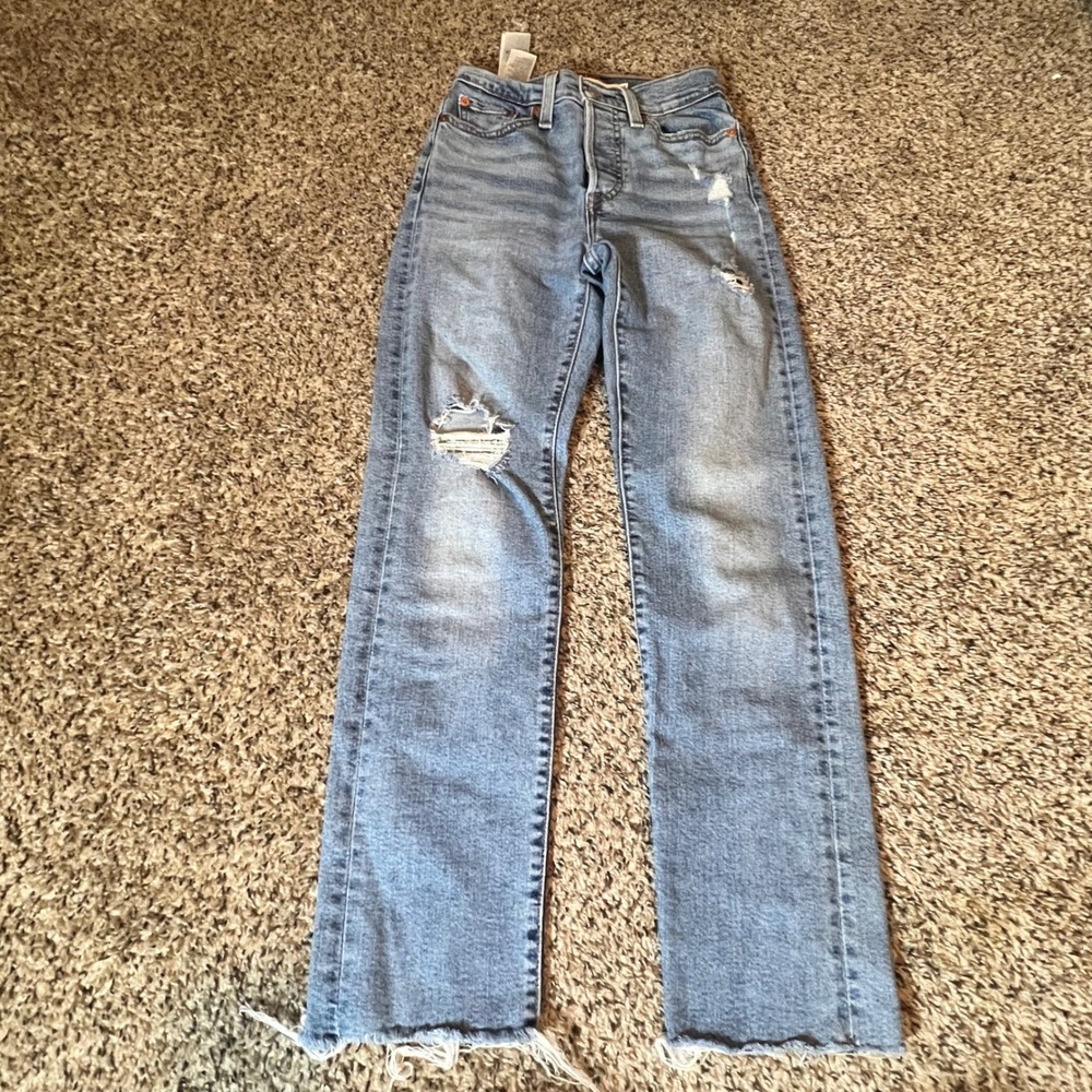 Levis Wedgie Straight Distressed Light Wash High Rise Button Fly Jeans Size 24